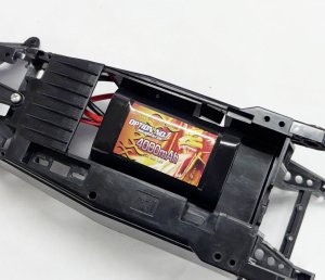 画像2: セーフティパワー Li-on 7.4V 4000mAh/20C（ショートタイプ）+USB充電器セット